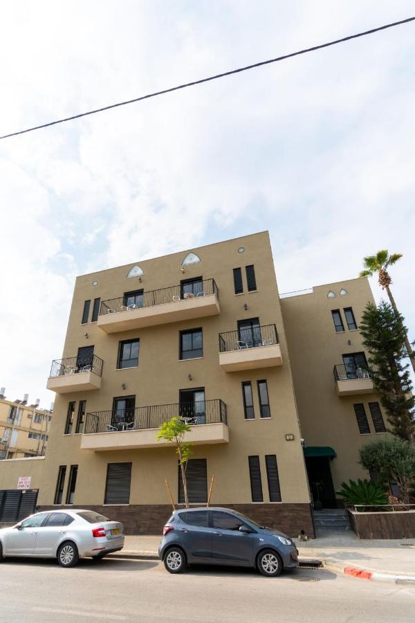 Nahal Oz 33 Aparthotel Bat Yam Exterior foto